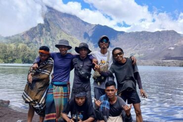 guide and porter rinjani 2