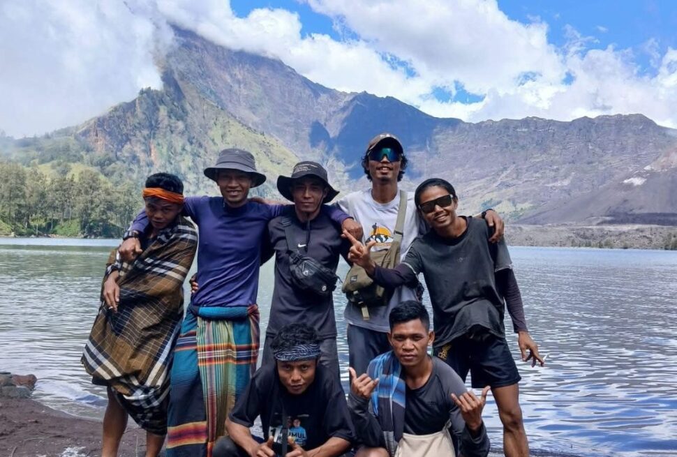 guide and porter rinjani 2
