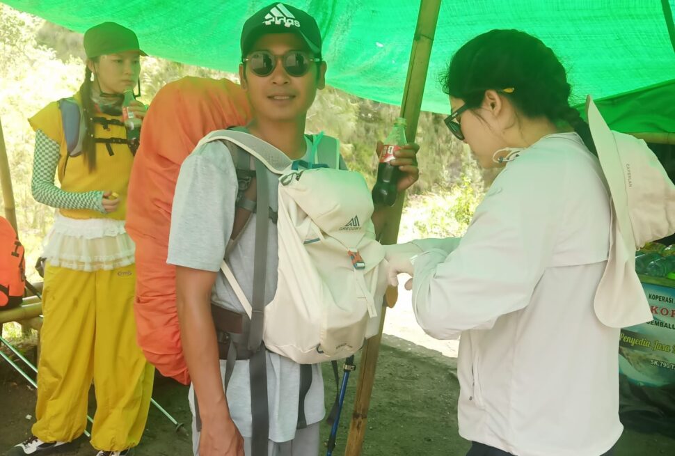 mount rinjani trekking